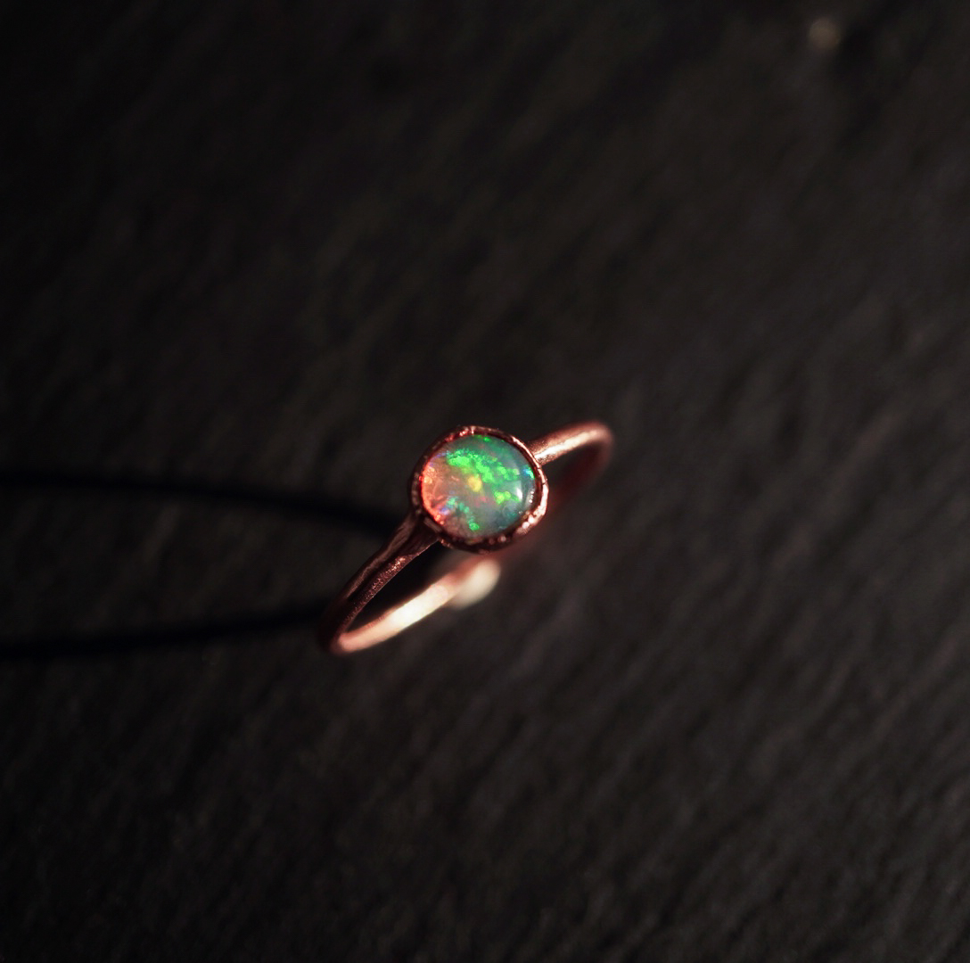 Stone Magic - Ring with Ethiopian Opal r. 16,5