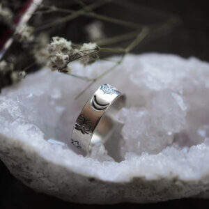 Srebrny Pierścionek Nocne Tajemnice - rozmiar 12.5