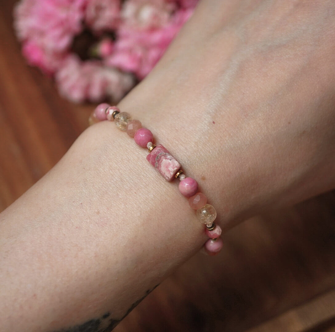 Bransoletka z rodochrozytem i cytrynem – siła równowagi - obrazek 2