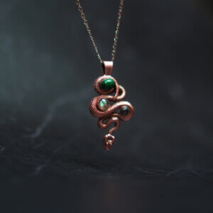 Serpentine of Nature - Necklace with Magic Stones