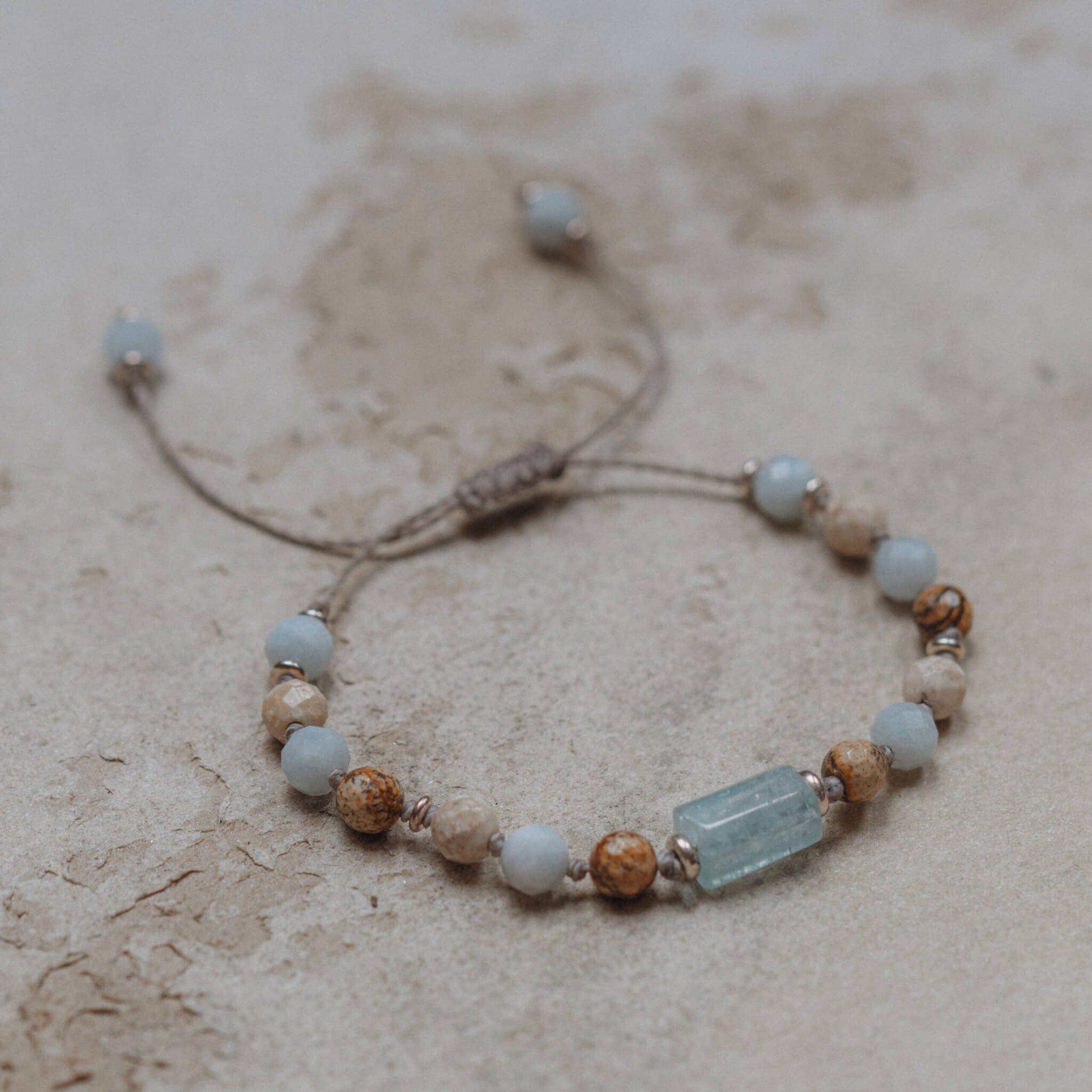 Bransoletka z akwamarynem i jaspisem „Ziemia i Woda” - obrazek 3